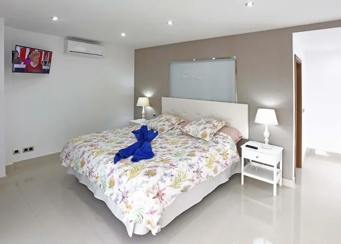 Morro Del Guincho 27 *